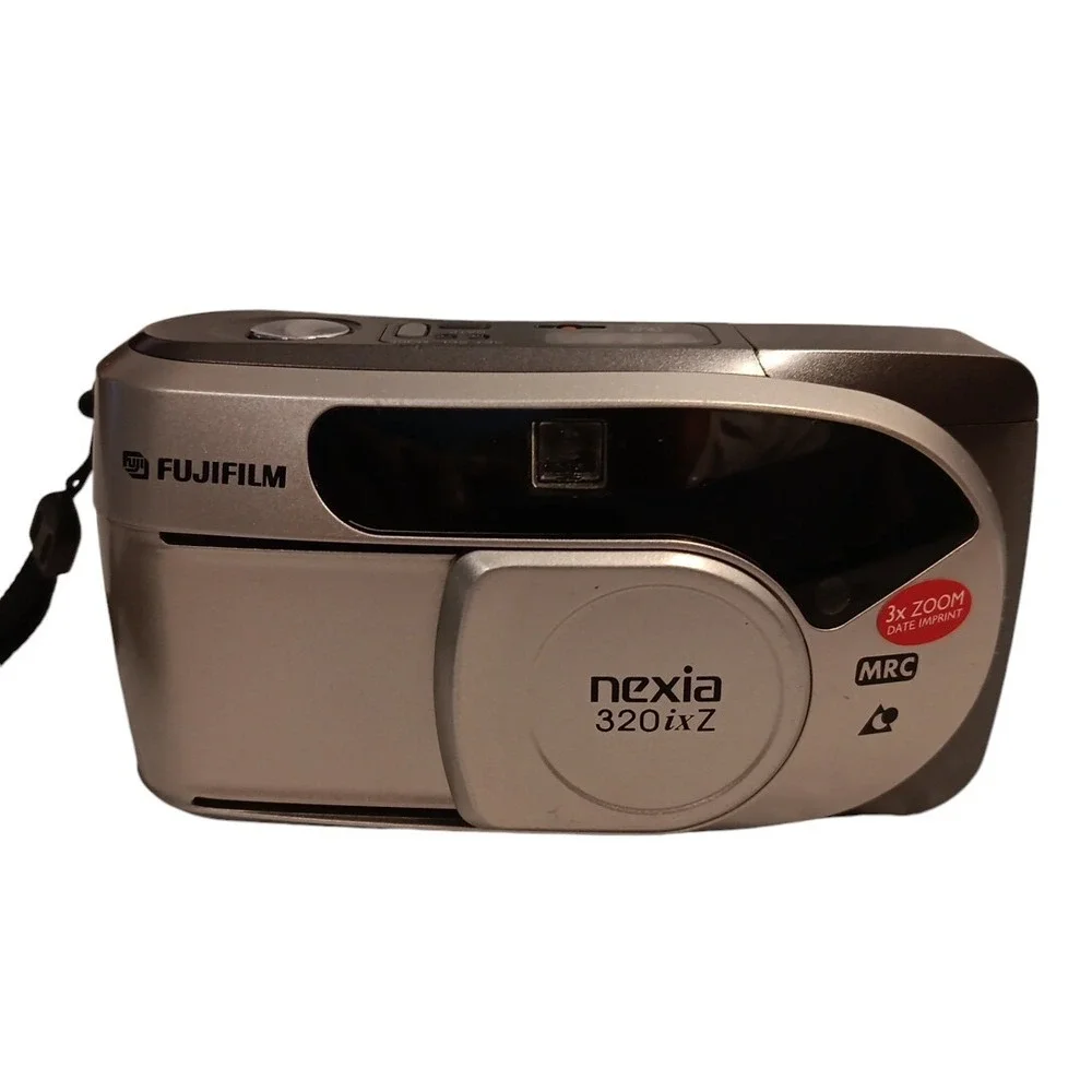 Fujifilm Nexia 320ixZ MRC APS Film SLR Camera Silver Black 3x Zoom READ